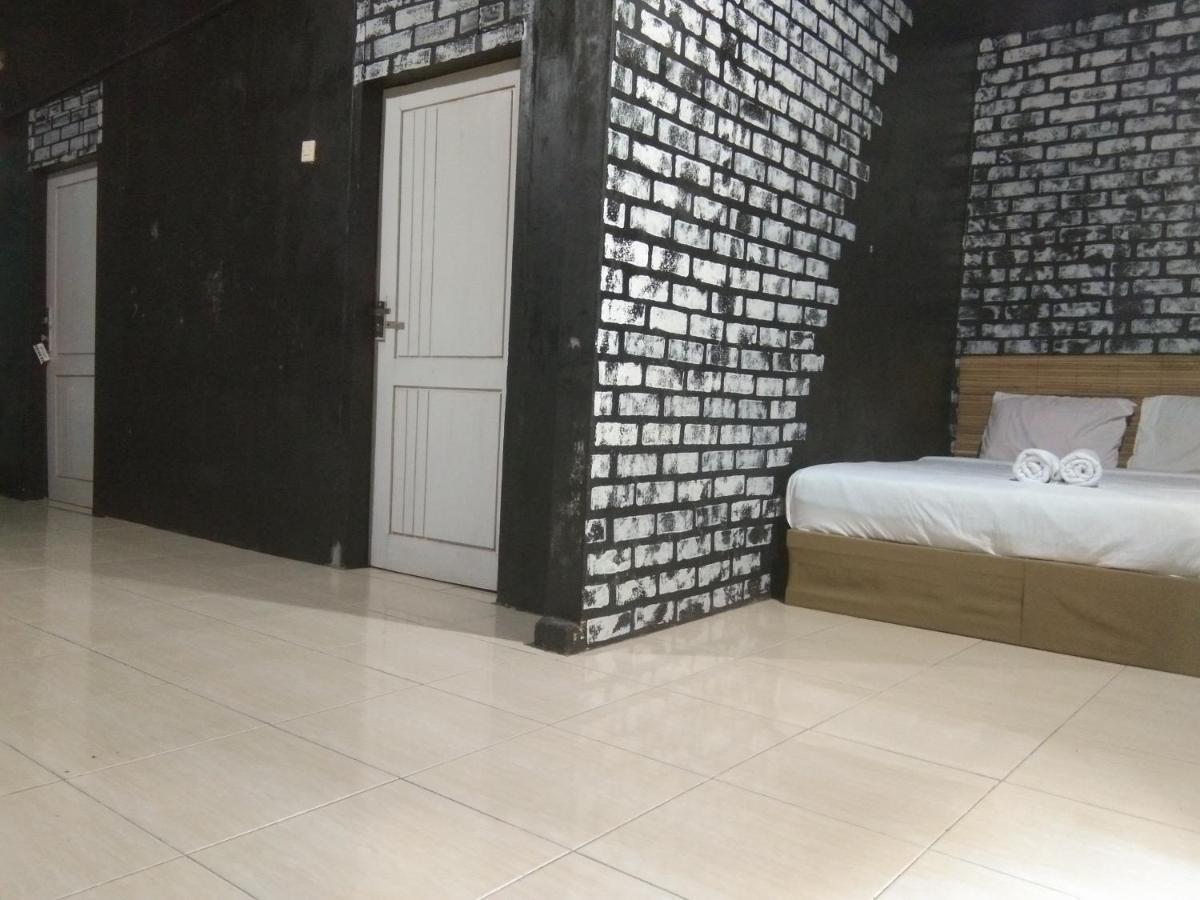 Bunar Tunggal Villa N Resto Anyer Extérieur photo